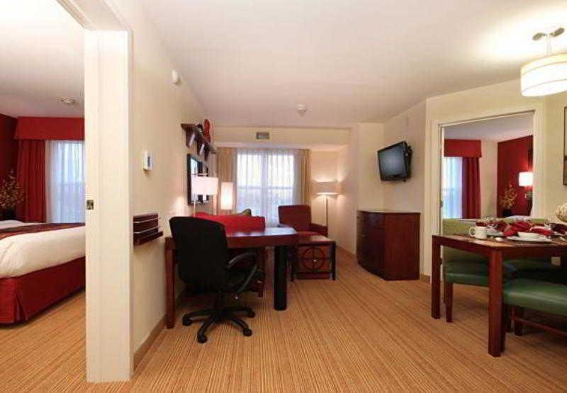 Residence Inn By Marriott Woodbridge Edison/Raritan Center Eksteriør billede